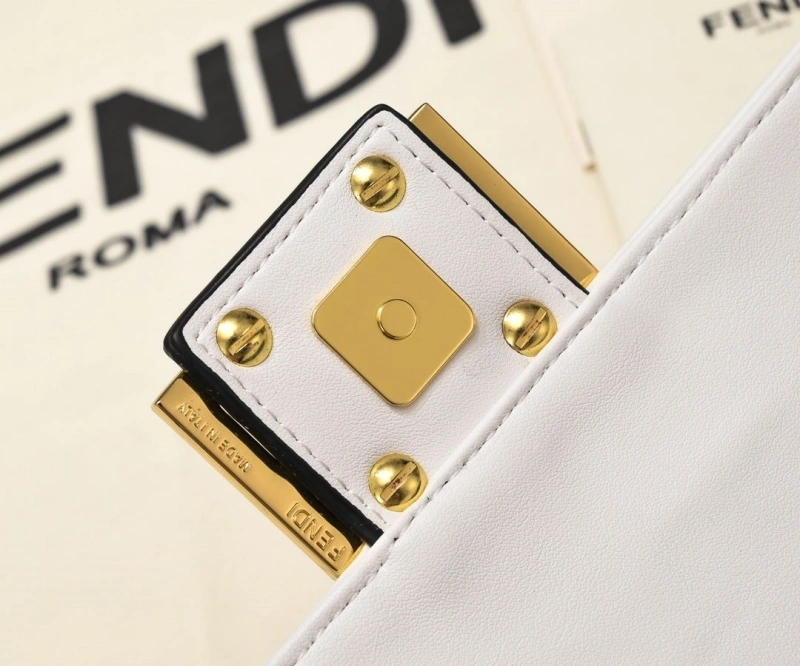 Fendi Top Handle Bags 4220-0204