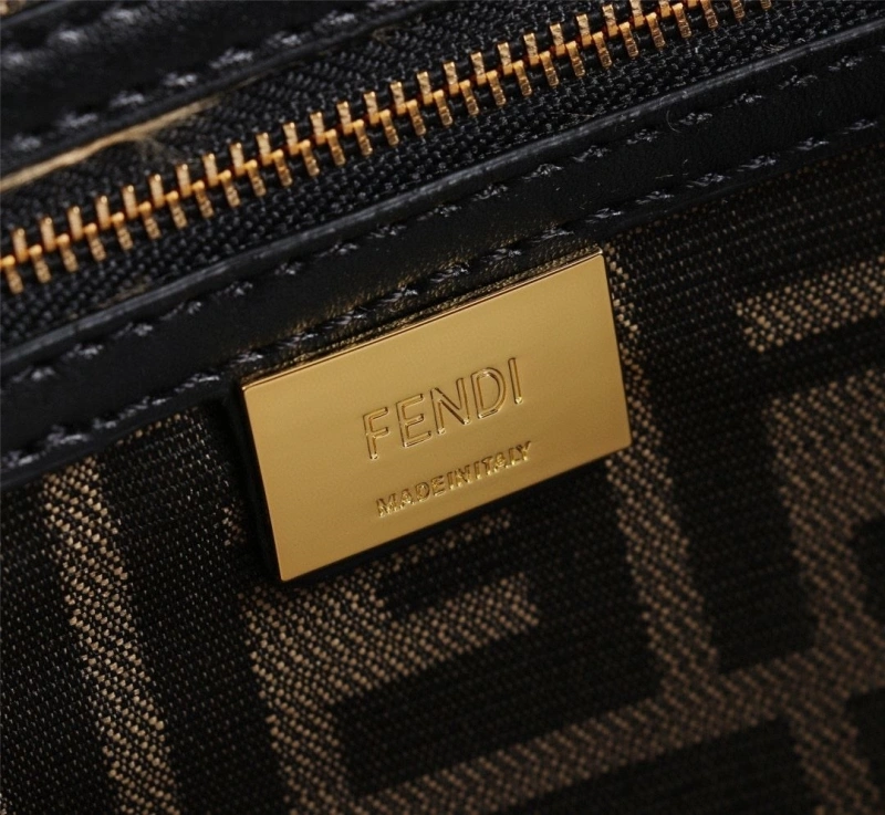 Fendi Top Handle Bags 4220-0207