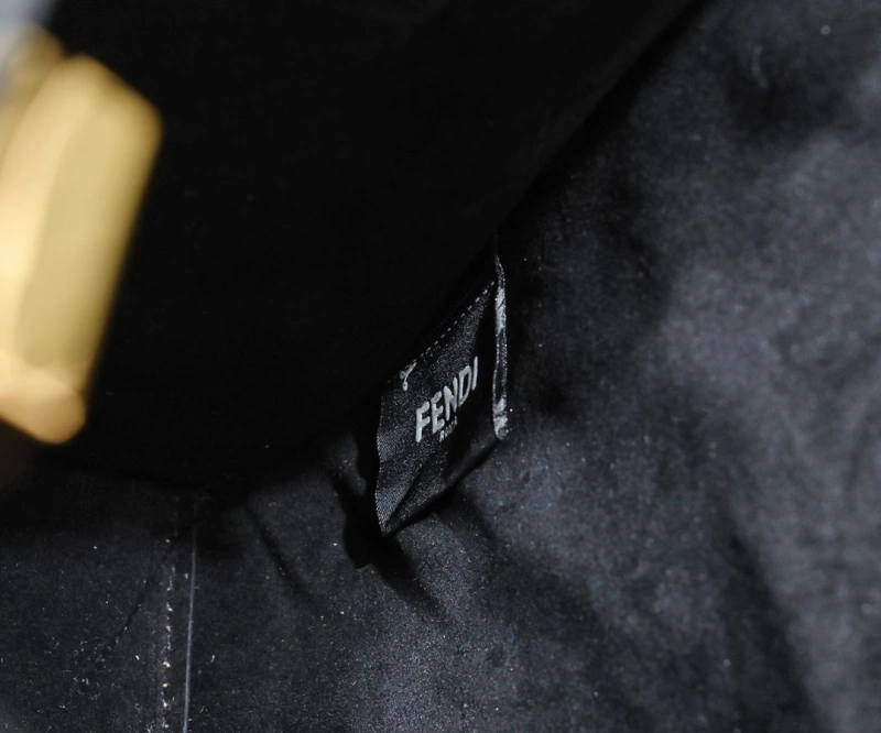 Fendi Shopping Bags 4220-0225