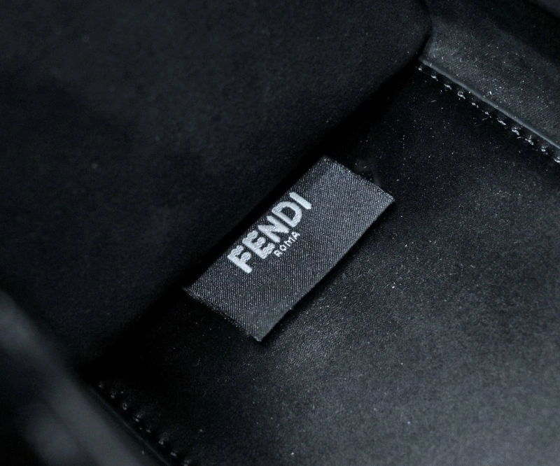 Fendi Shopping Bags 4220-0231