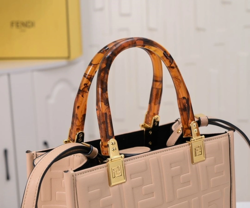 Fendi Shopping Bags 4220-0233