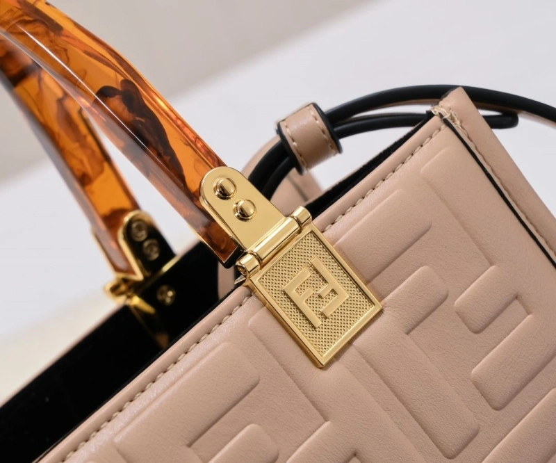 Fendi Shopping Bags 4220-0233