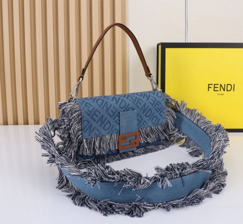 Fendi Top Handle Bags 4220-0237