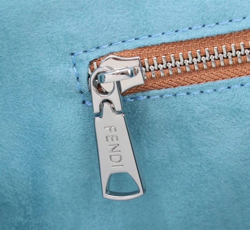 Fendi Shopping Bags 4220-0240