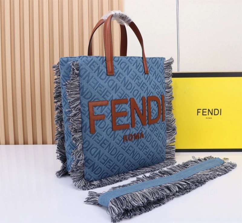Fendi Shopping Bags 4220-0241