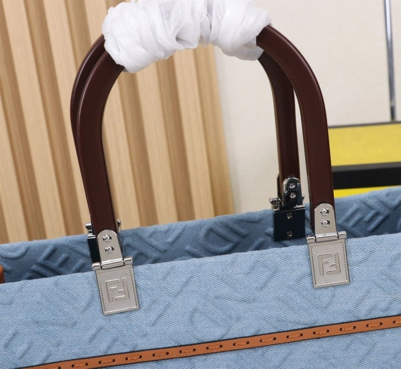 F**di shopping bags 4220-0249