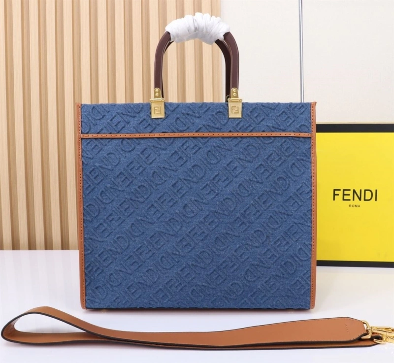 Fendi Shopping Bags 4220-0250