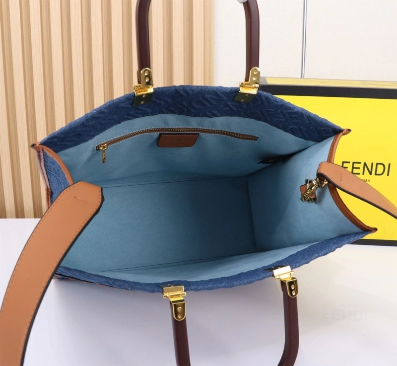 Fendi Shopping Bags 4220-0250