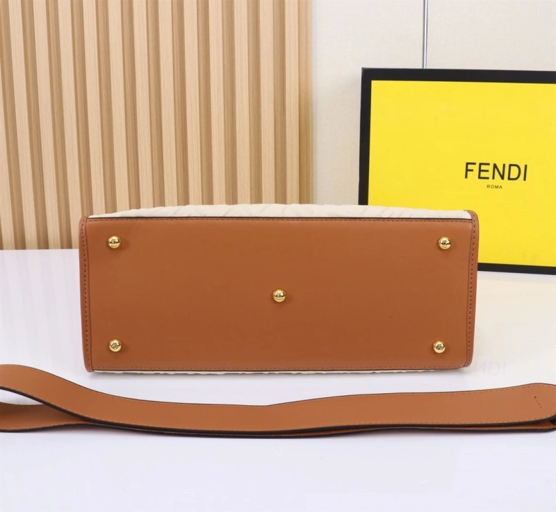 Fendi Shopping Bags 4220-0251