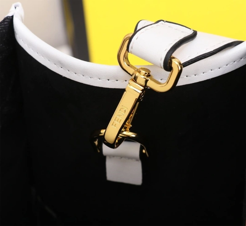 Fendi Shopping Bags 4220-0253