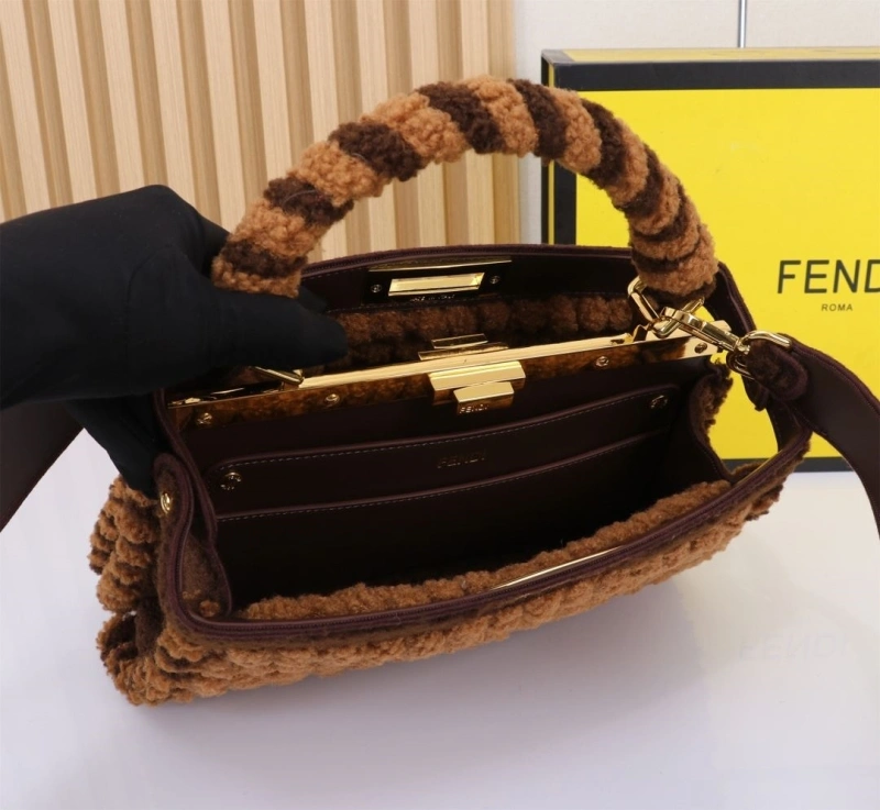 Fendi Shopping Bags 4220-0255