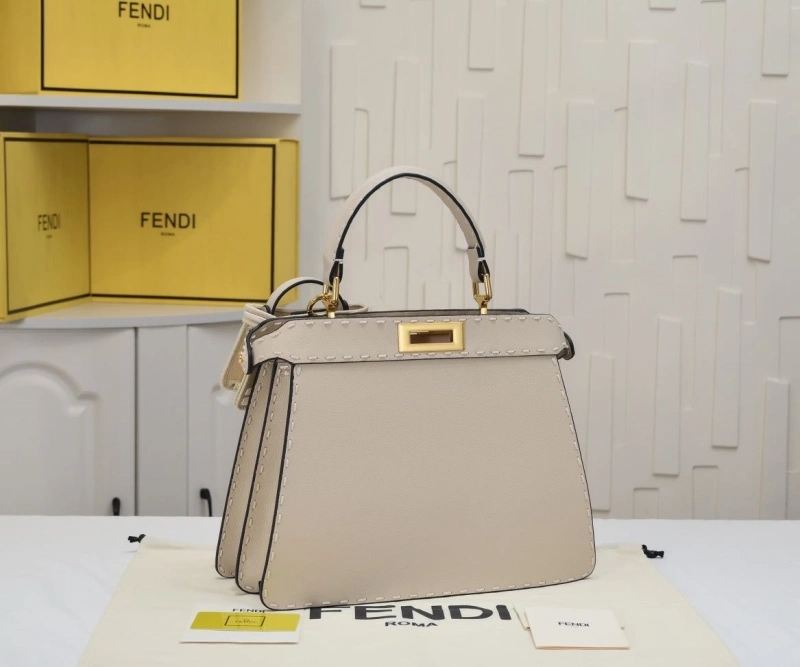 Fendi Shopping Bags 4220-0263