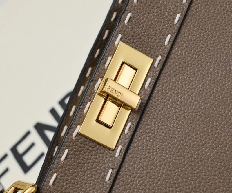 Fendi Shopping Bags 4220-0264