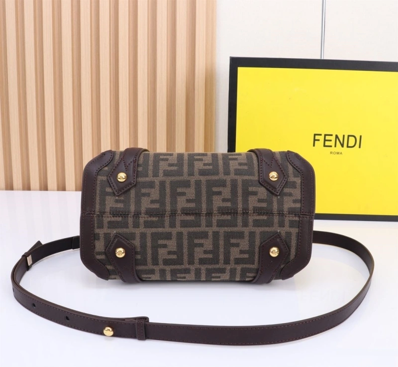 Fendi Shopping Bags 4220-0266