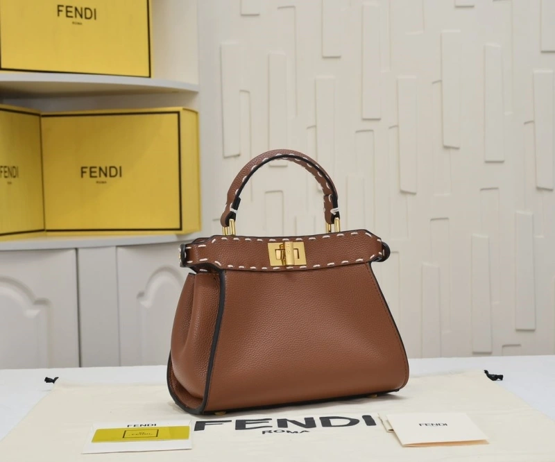 Fendi Shopping Bags 4220-0271