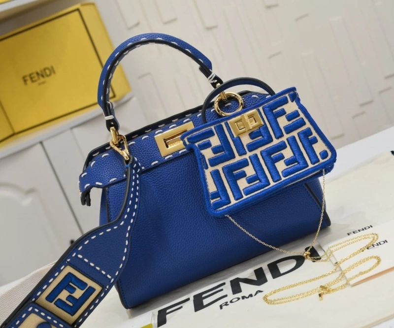 Fendi Shopping Bags 4220-0272