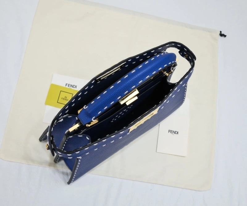 Fendi Shopping Bags 4220-0275