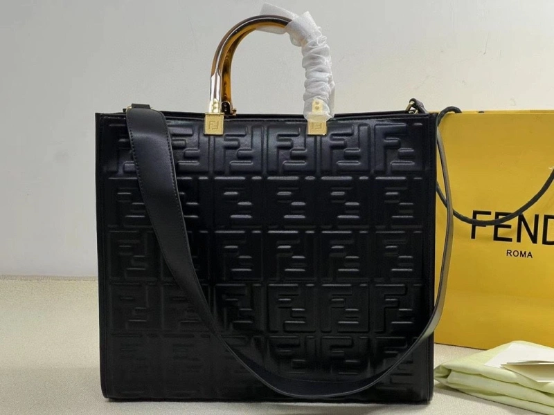 Fendi Shopping Bags 4220-0288