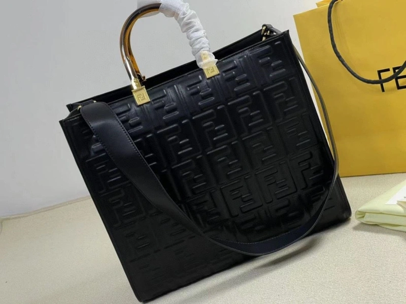 Fendi Shopping Bags 4220-0288