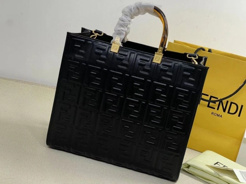 Fendi Shopping Bags 4220-0288