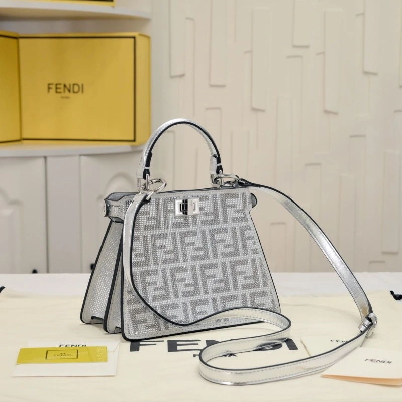 Fendi Top Handle Bags 4220-0311