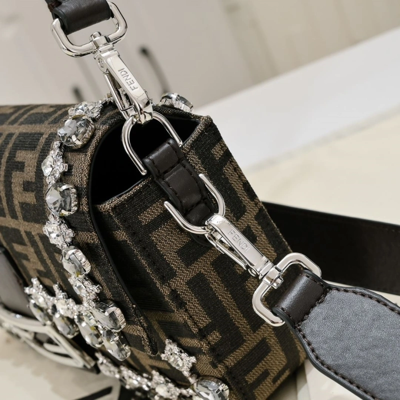 Fendi Top Handle Bags 4220-0319