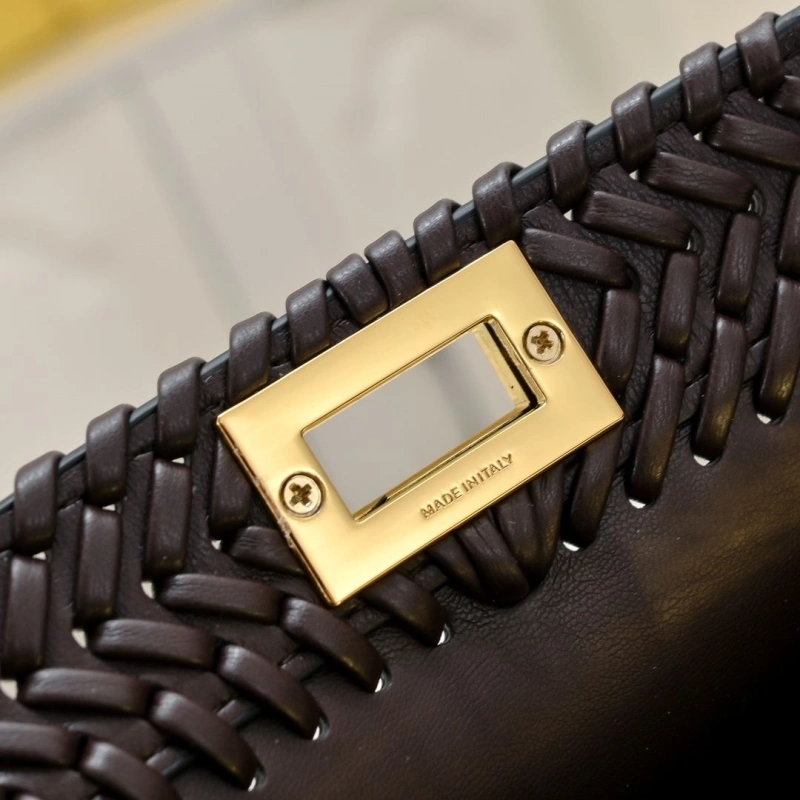 Fendi Top Handle Bags 4220-0325