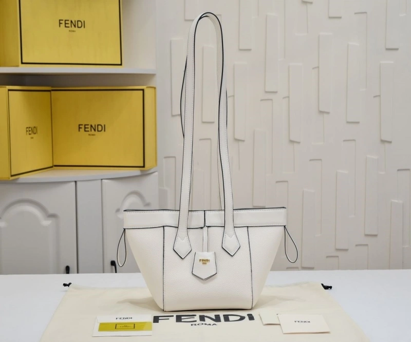 Fendi Shopping Bags 4220-0333