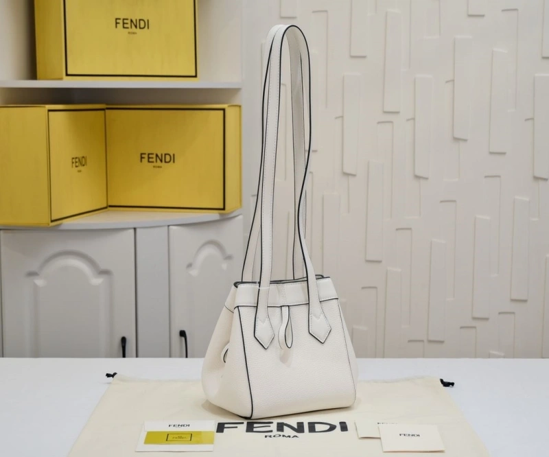 F**di shopping bags 4220-0333