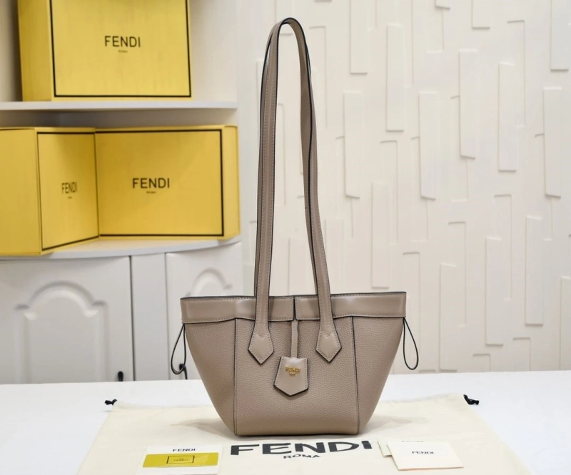 Fendi Shopping Bags 4220-0339