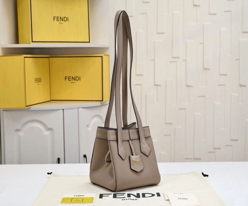 Fendi Shopping Bags 4220-0339
