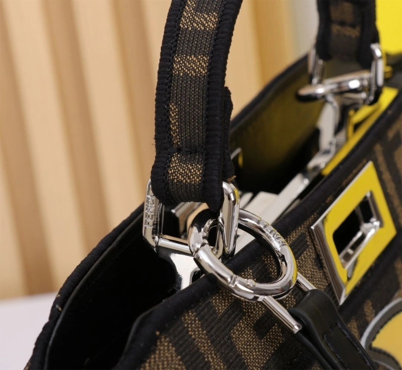 Fendi Top Handle Bags 4220-0345