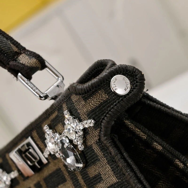 Fendi Top Handle Bags 4220A-0014