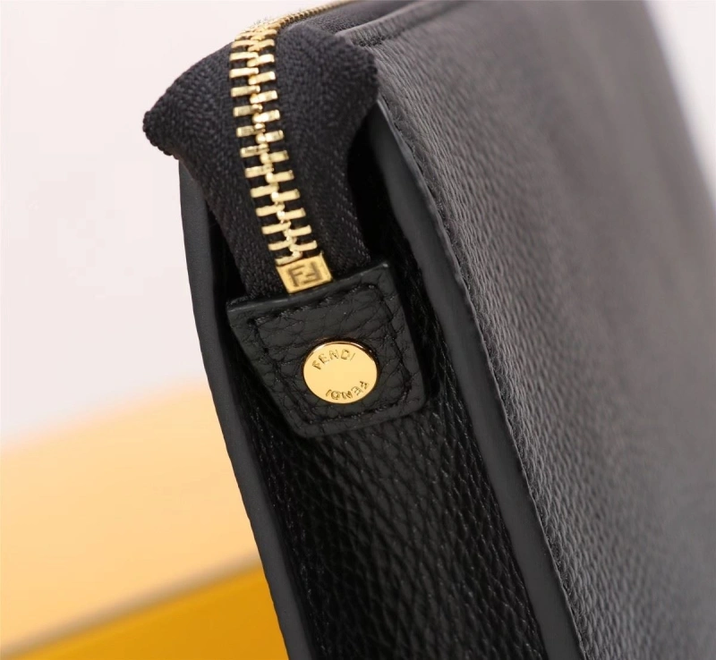 Fendi Cluth Bags 4220A-0059