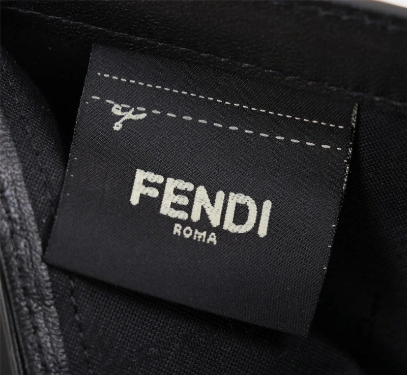 Fendi Wallets 4220A-0069