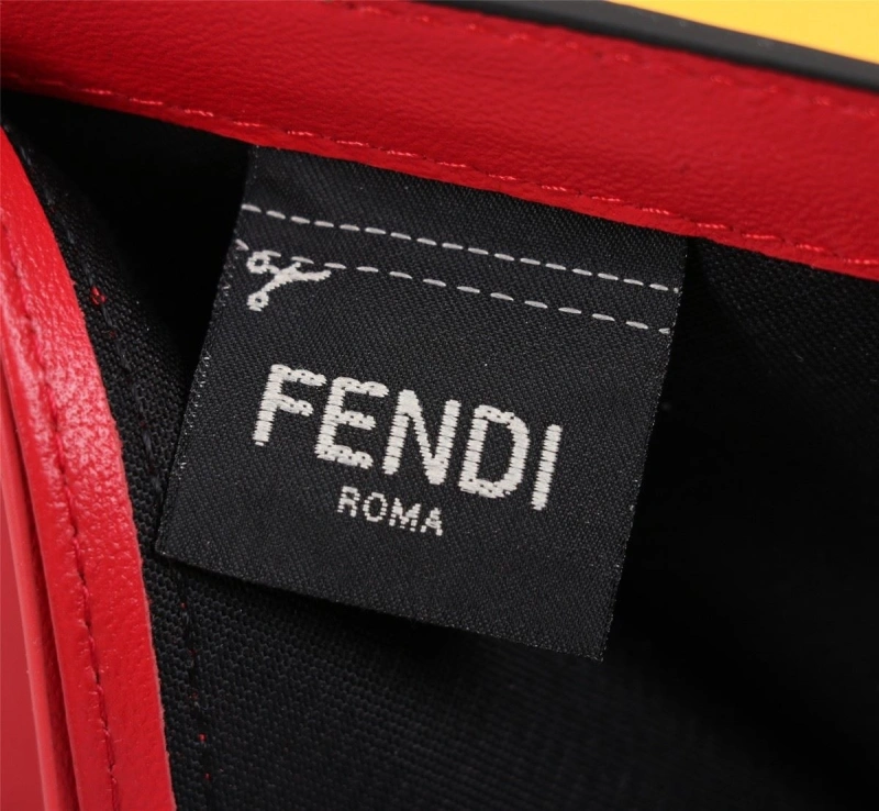 Fendi Wallets 4220A-0073