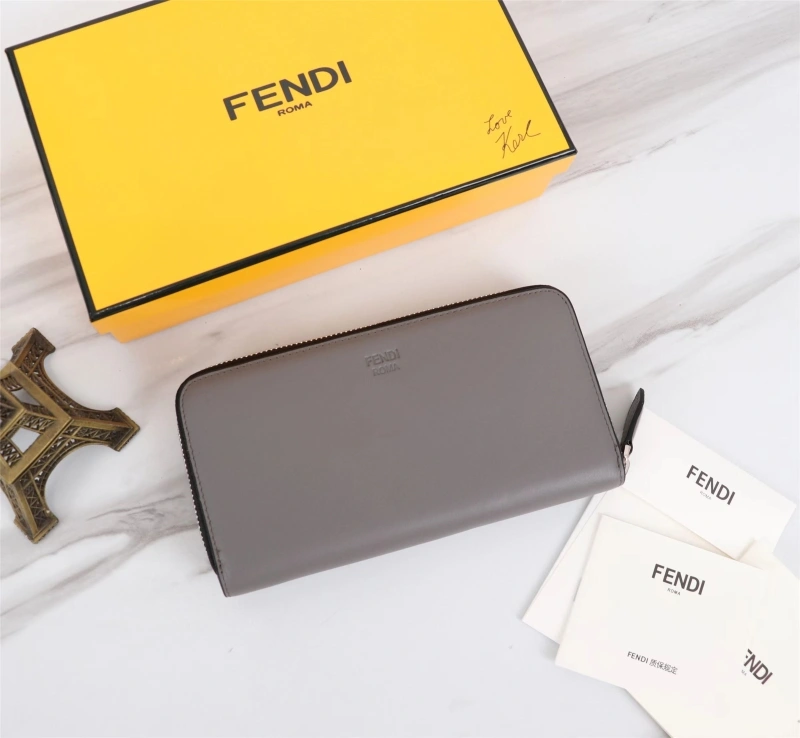 Fendi Wallets 4220A-0082