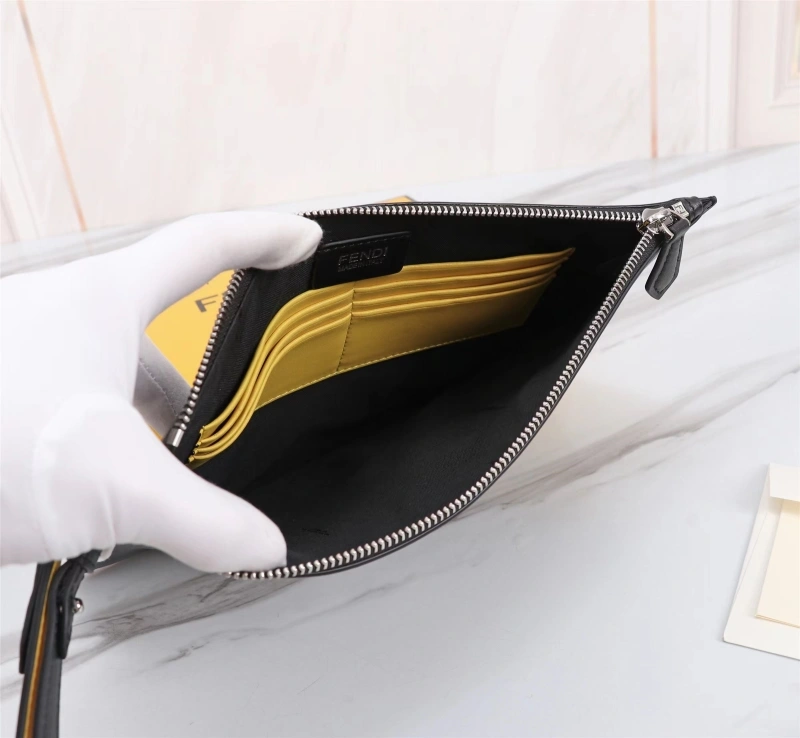 Fendi Cluth Bags 4220A-0110