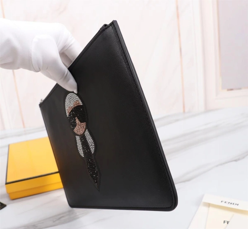 Fendi Cluth Bags 4220A-0112