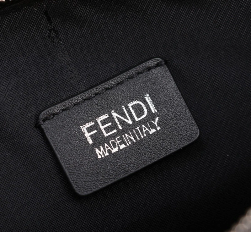 Fendi Cluth Bags 4220A-0115