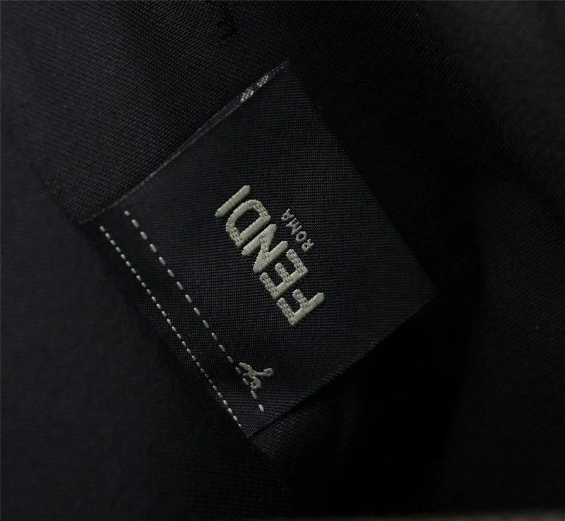 Fendi Cluth Bags 4220A-0115