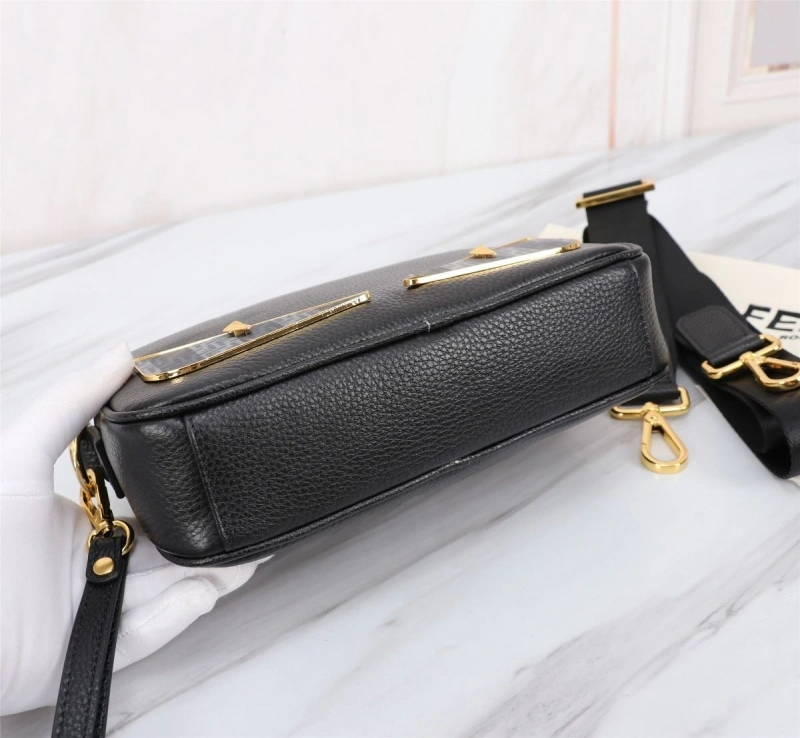 Fendi Satchel Bags 4220A-0139