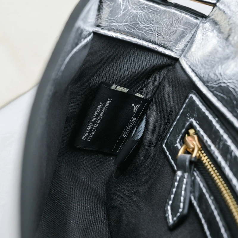 Fendi Top Handle Bags 4220A-0169