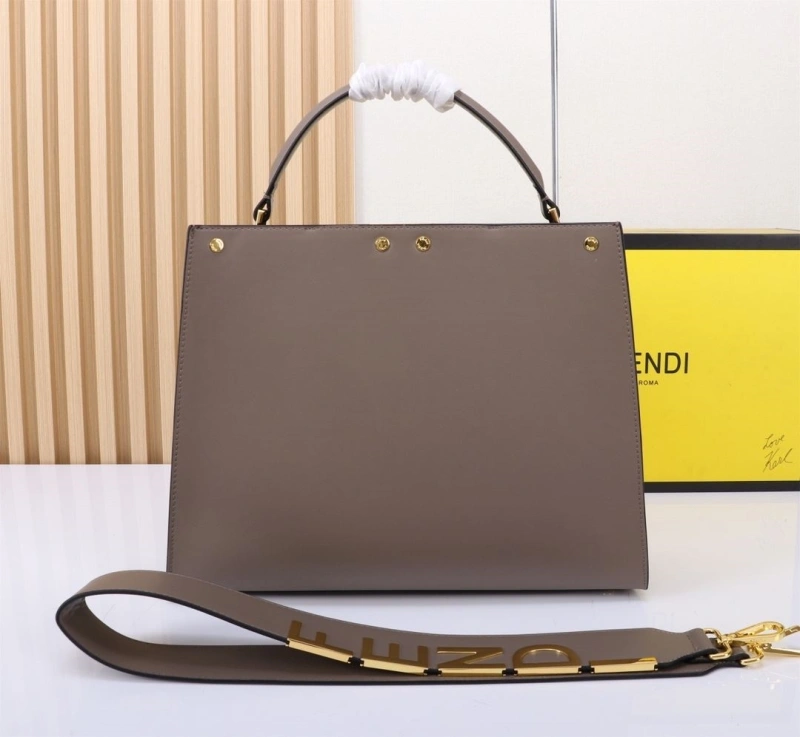 Fendi Shopping Bags 4220A-0195