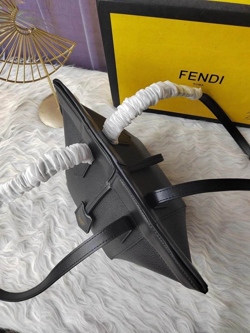 Fendi Shopping Bags 4220A-0239