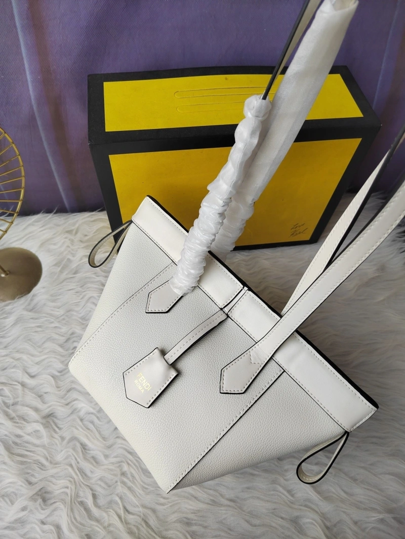Fendi Shopping Bags 4220A-0240