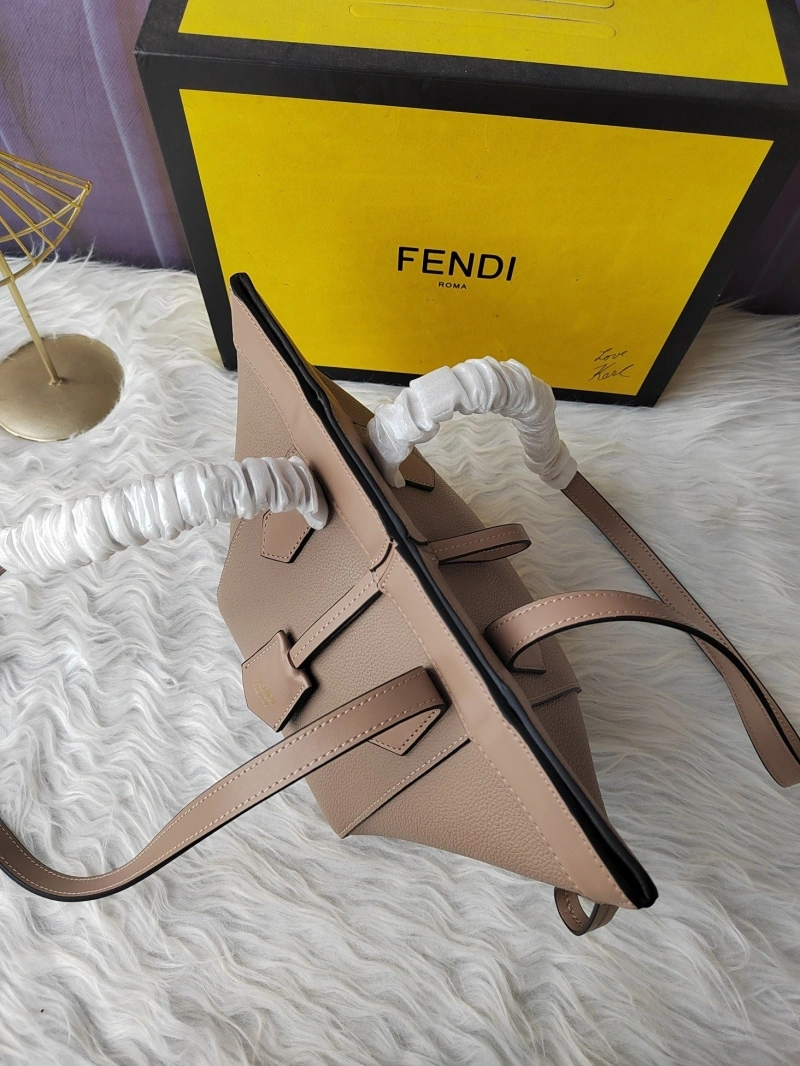 Fendi Shopping Bags 4220A-0241