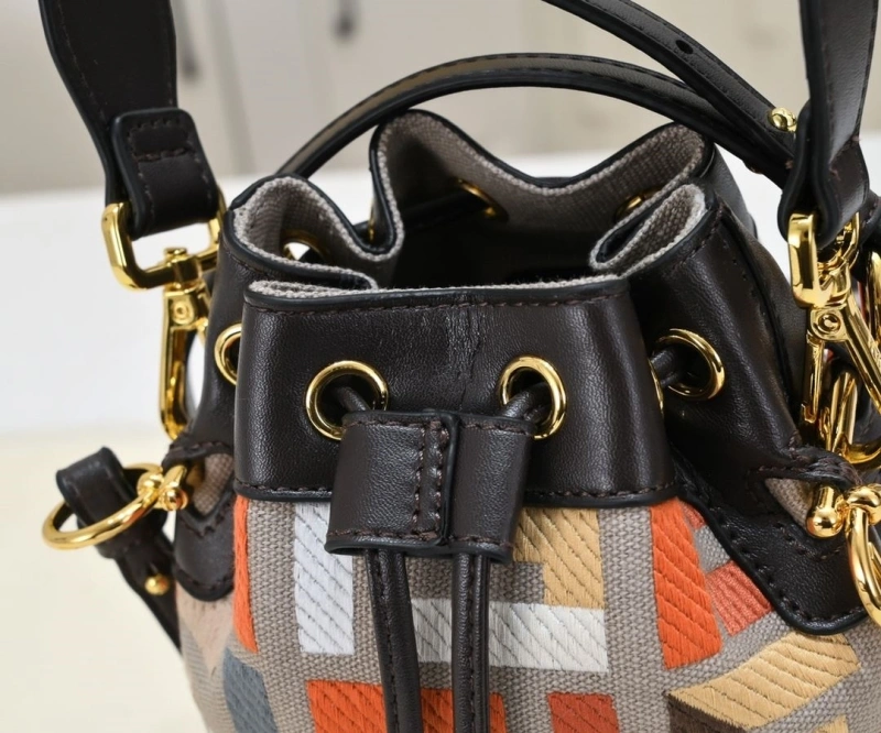 Fendi Bucket Bags 4220A-0248