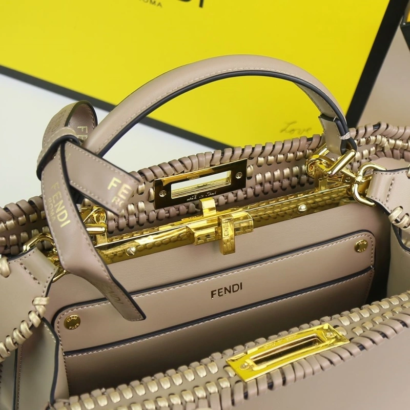 Fendi Top Handle Bags 4220A-0256