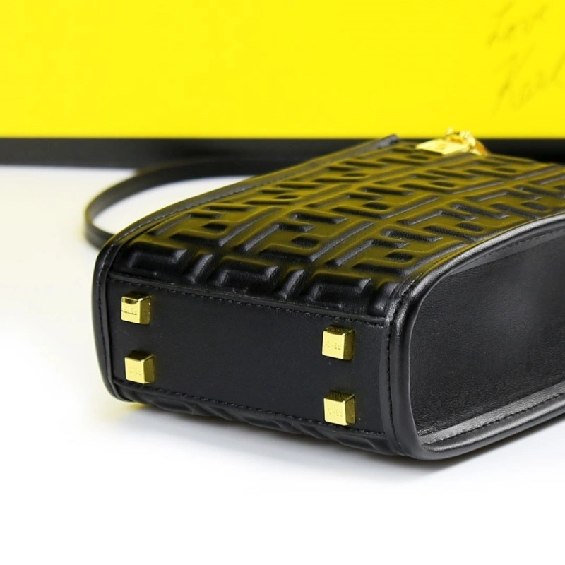 Fendi Top Handle Bags 4220A-0277